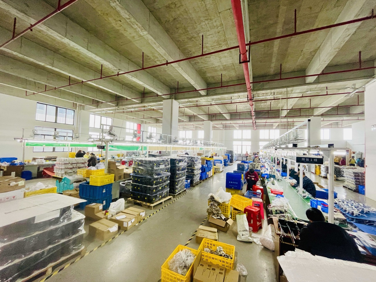 One of seven production lines at Hardshell's 8,000 m² Foshan espresso machine factory