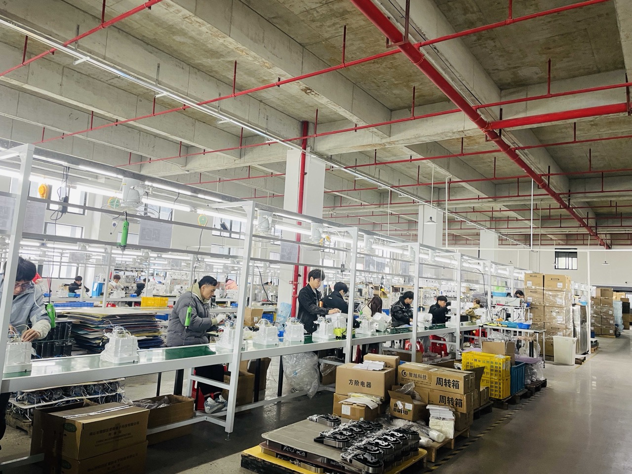 Hardshell's 8,000 m² espresso machine factory with seven production lines in Foshan
